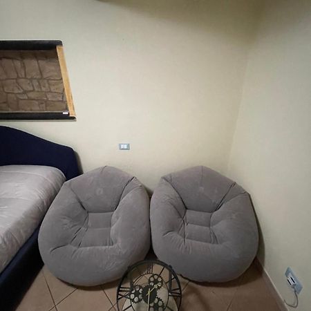 Bilocale Arredato Sestri Ponente Apartment Genoa Exterior photo