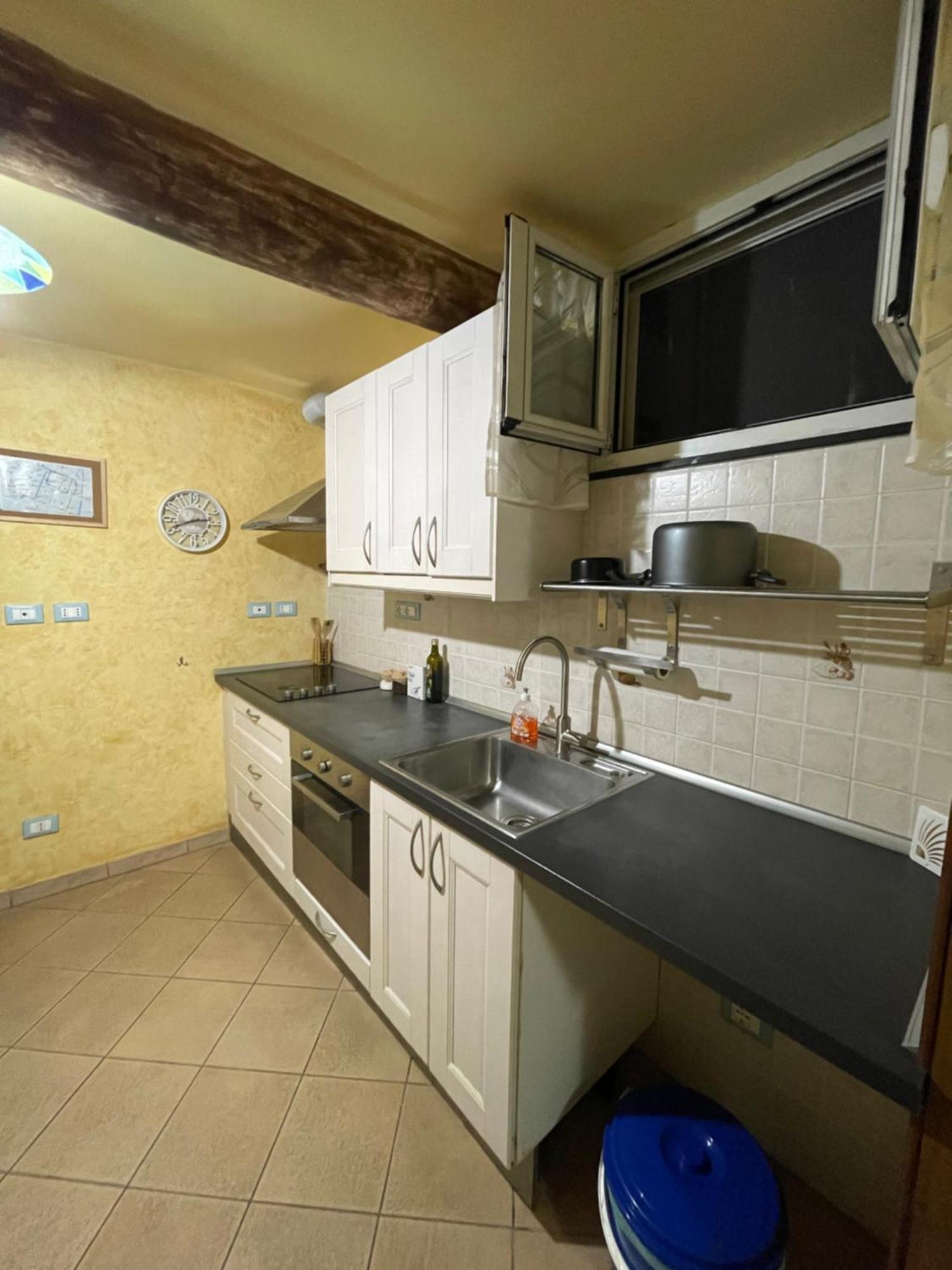 Bilocale Arredato Sestri Ponente Apartment Genoa Exterior photo